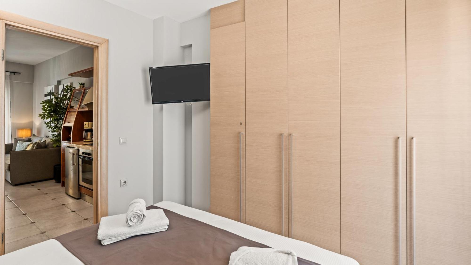 Creticum Suites Heraklion  Room photo